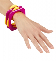 4 teiliges Schmuckset neon Pink Gelb Armbänder Armreif Armring 80er Jahre Schmuck