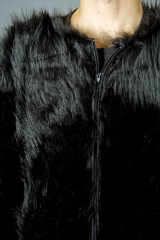 Krampus Bartl Teufel schwarzer Felloverall Krampuskostüm